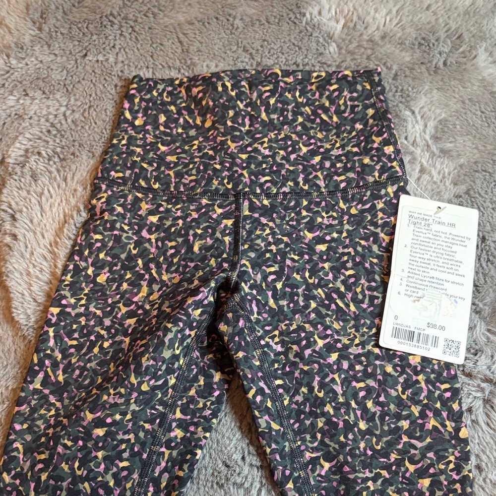 NWT lululemon athletica WunderTrain 28” leggings size 0 - Picture 2 of 5